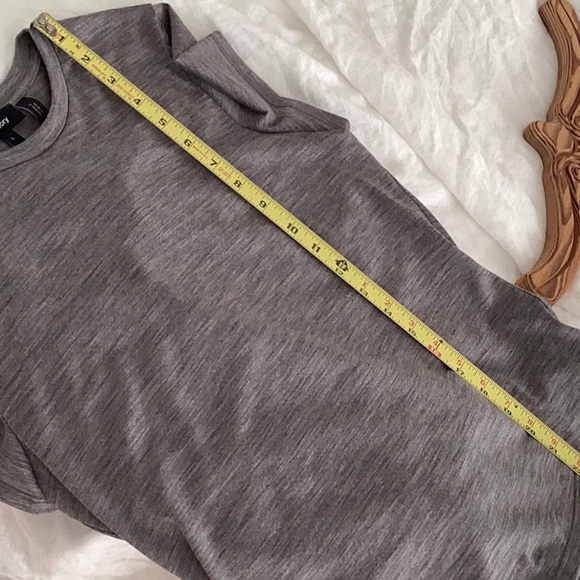 THEORY GRAY T-SHIRT - Picture 7 of 9